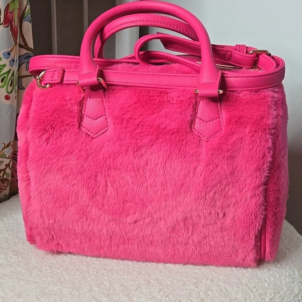 NWT Juicy Couture Pink Fluffy Satchel